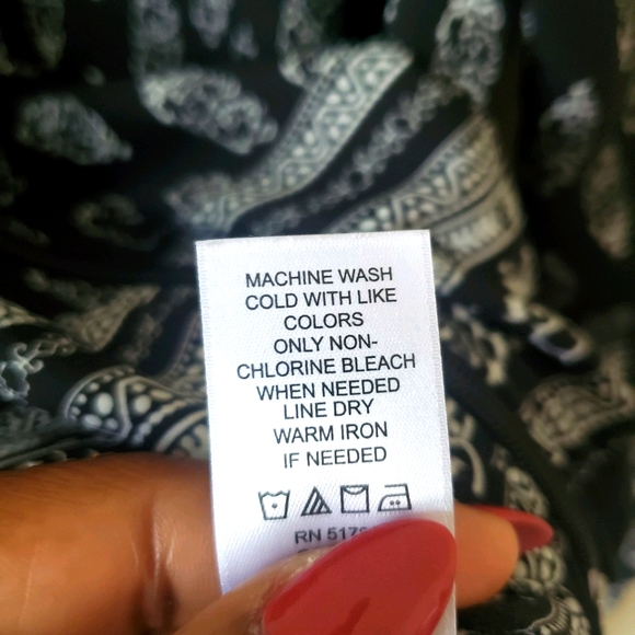 Maurices Black White Paisley Boho Full Zip Long Sleeve Jacket Size Medium - Picture 7 of 8